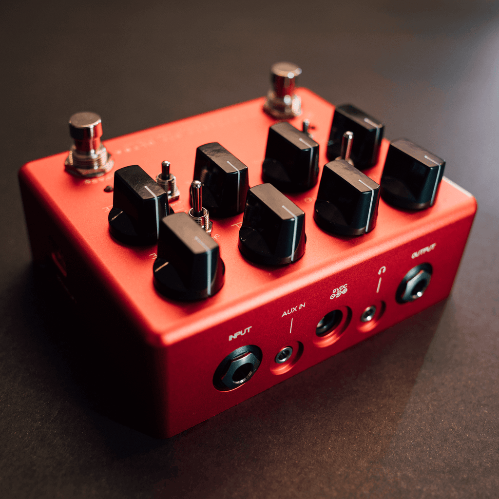 Microtubes B7K Ultra: Red Edition – Darkglass